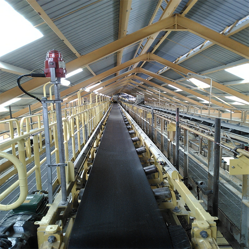 Stacking Conveyor Wheeled Mobile Stacker with High Loading c Max.17000TPH